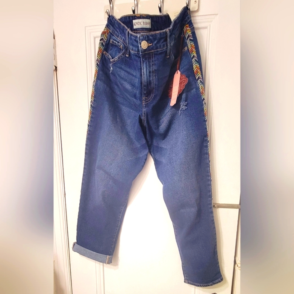 Size 10 Knox Rose mid rise jeans